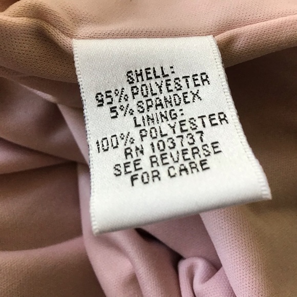 Barbie retro career dress by Donna Morgan. Pink of course. Stretch size 6 - Picture 7 of 8